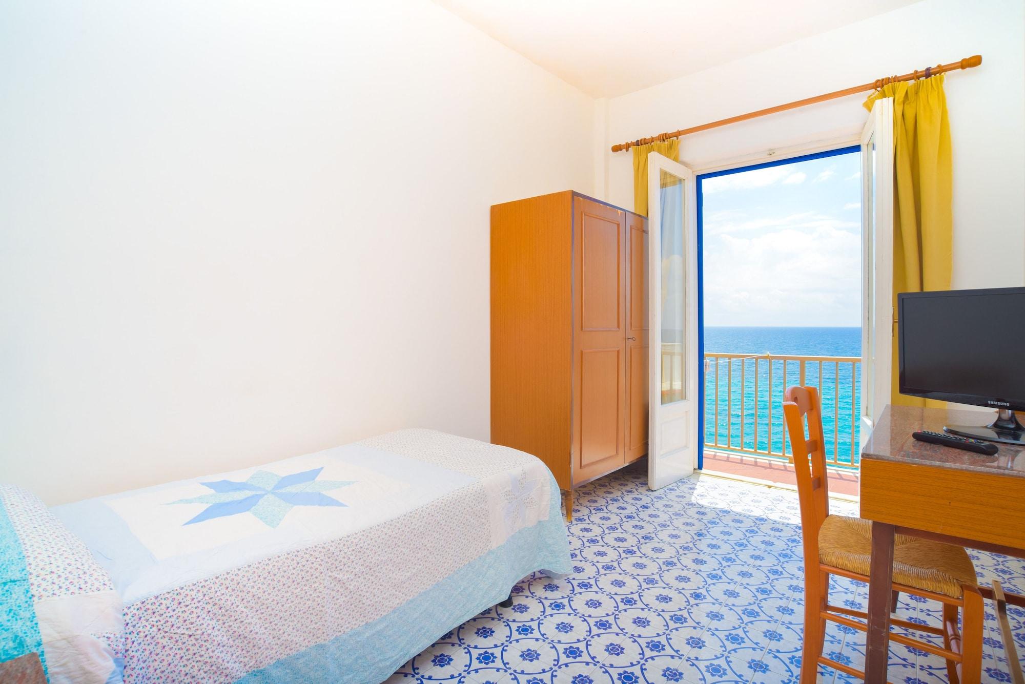 Hotel Regina Del Mare 바라노디스키아 외부 사진
