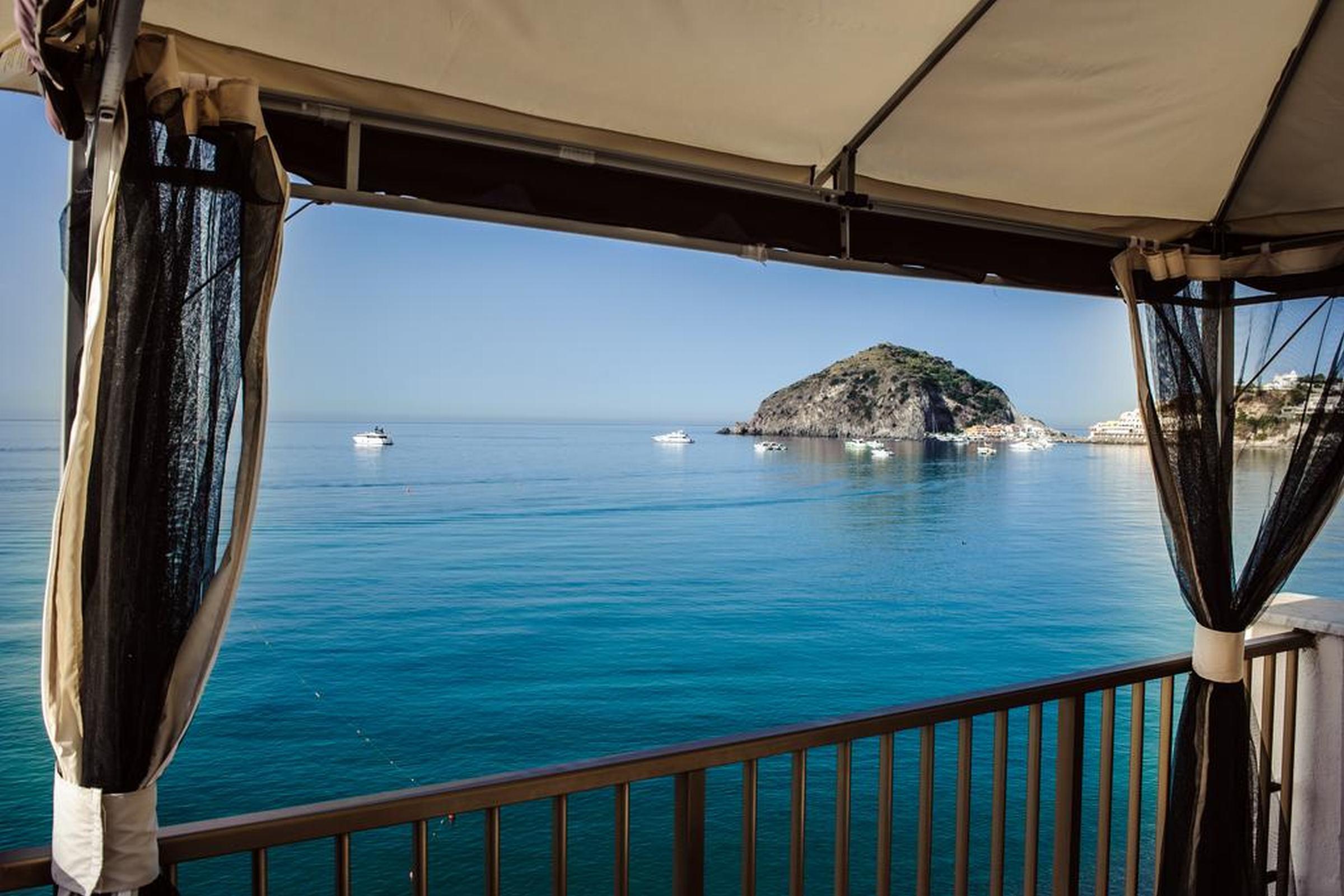 Hotel Regina Del Mare 바라노디스키아 외부 사진
