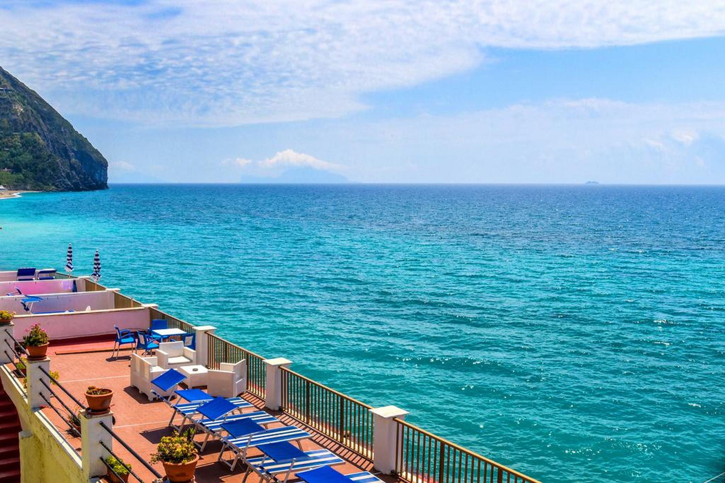 Hotel Regina Del Mare 바라노디스키아 외부 사진