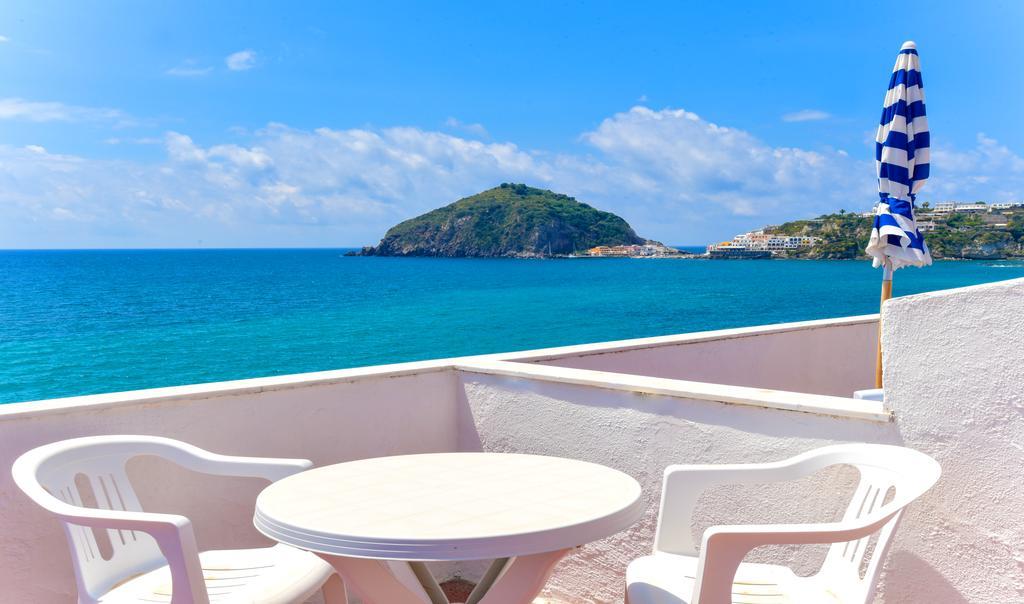 Hotel Regina Del Mare 바라노디스키아 외부 사진